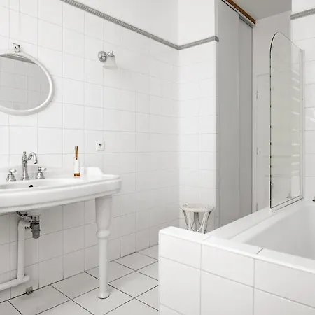 Catharissima, Piscine Privee 3* Blomac